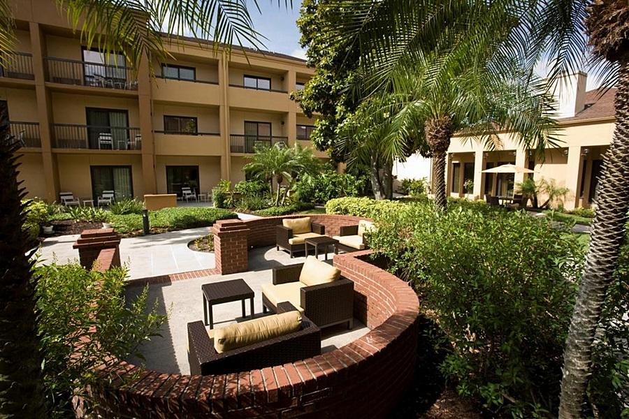 Courtyard By Marriott Orlando Airport Hotel Ngoại thất bức ảnh