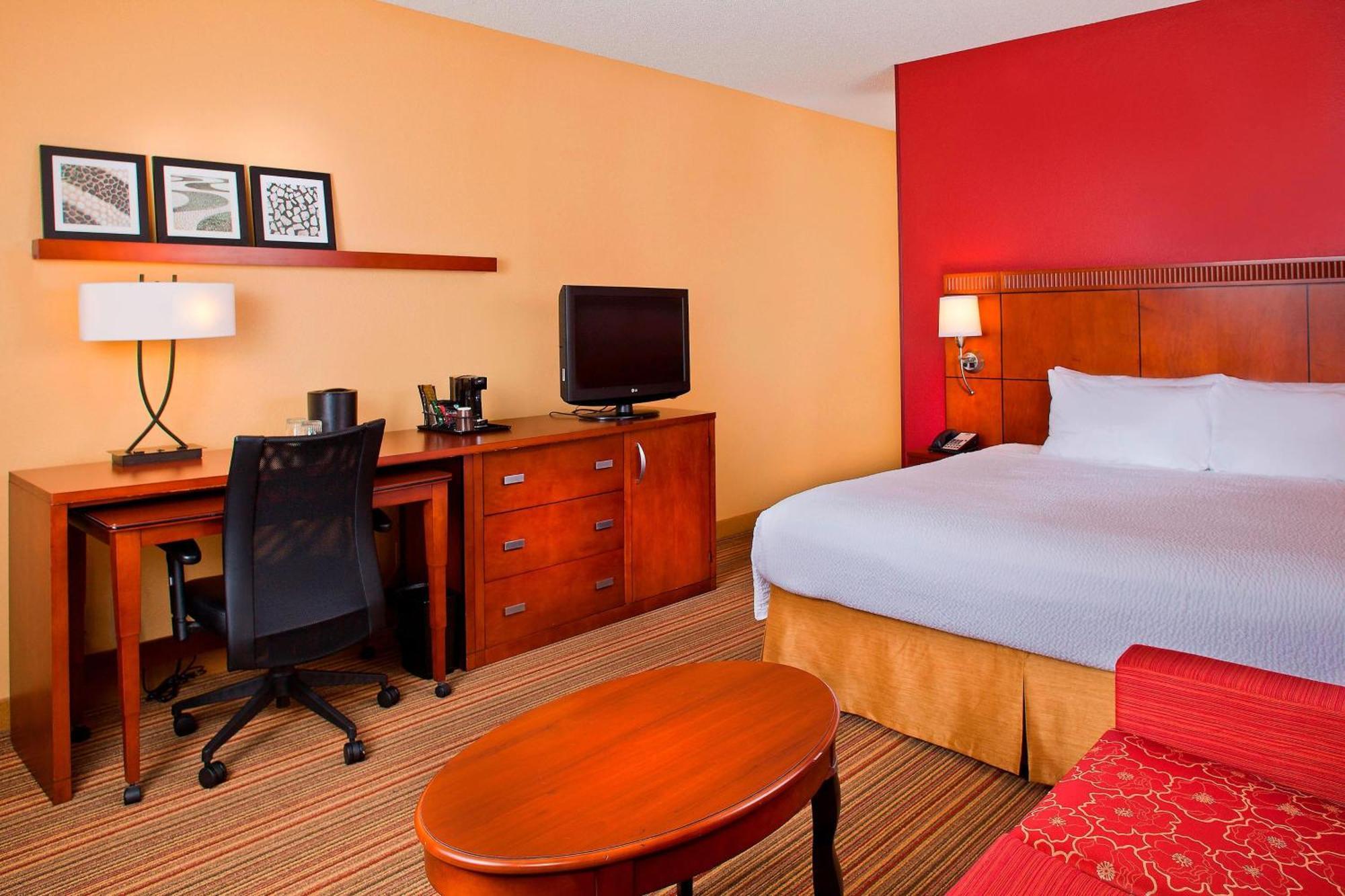 Courtyard By Marriott Orlando Airport Hotel Ngoại thất bức ảnh