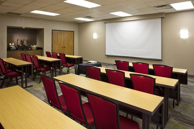 Courtyard By Marriott Orlando Airport Hotel Ngoại thất bức ảnh